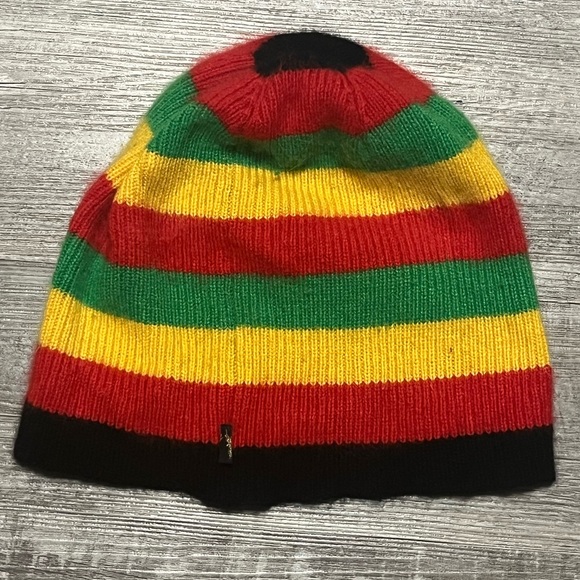 Burton snowboard hat - Picture 2 of 3